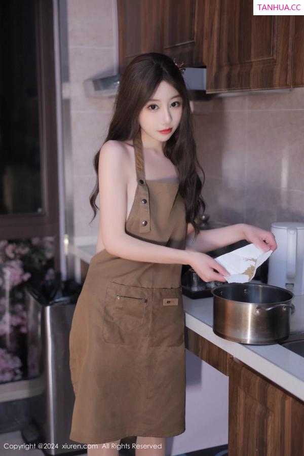   [XiuRen]高清写真图 2024.04.12 No.8388 桃妖夭 美腿丝袜第40张图片